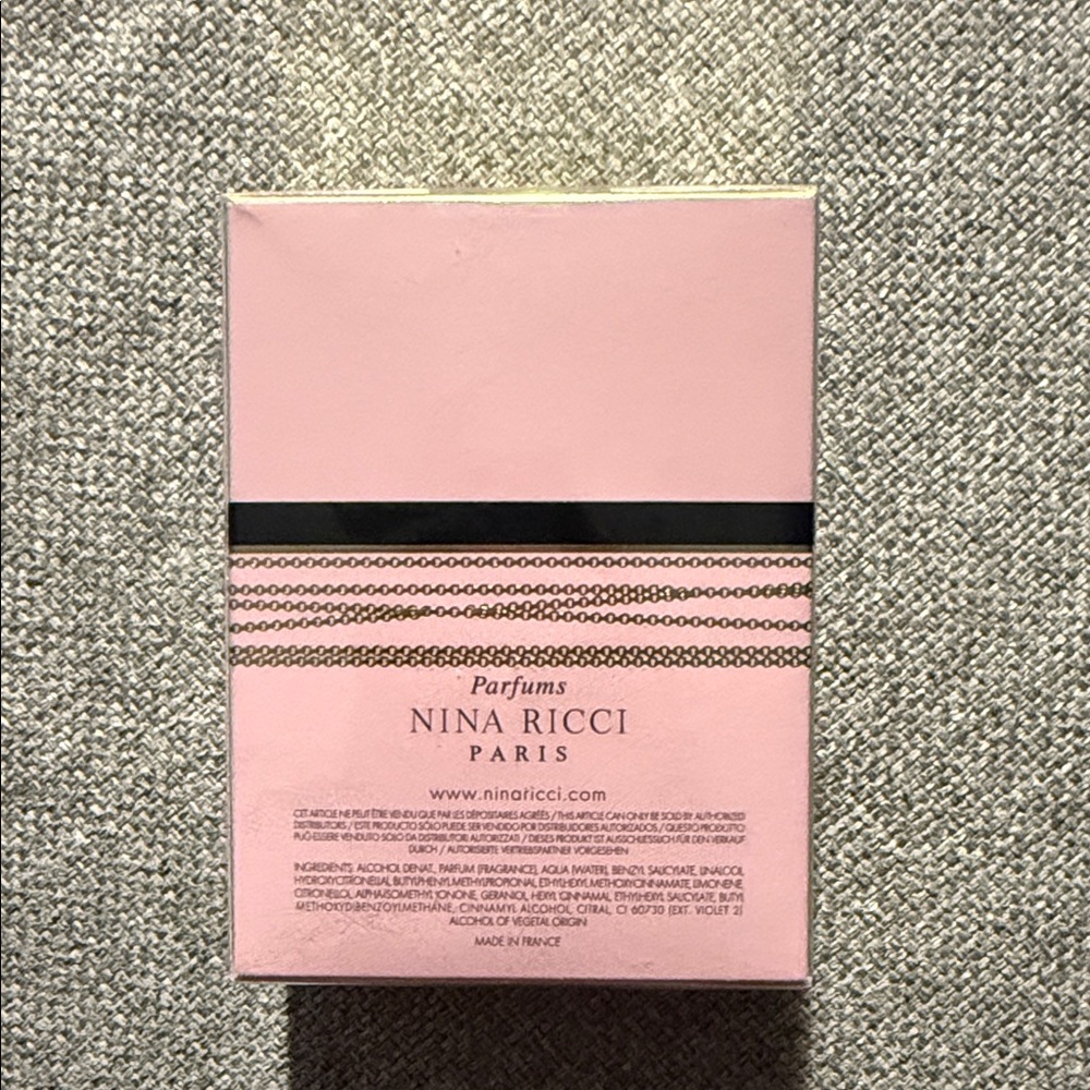 BRAND NEW Nina Ricci L'Extase Caresse de Roses Eau de Parfum - Pink Box - Picture 2 of 5